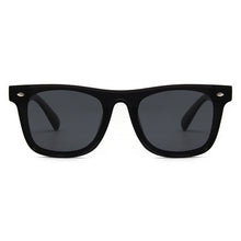 Load image into Gallery viewer, Classic Sunglasses Black
